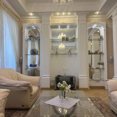 Купить квартиру - Киев, Софиевская ул., Шевченковский р-н (центр). Продажа недвижимости - Шевченковский район, вторичный рынок и новострой недорого, цена до 720000$, объявление №1023176 фото 1