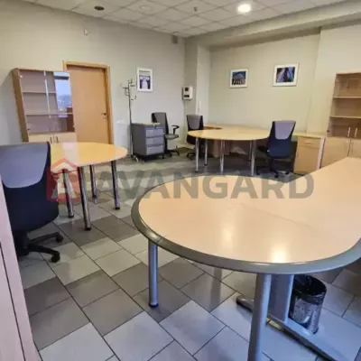 Снять офис - Днепр, Богдана Хмельницкого просп.. Аренда недвижимости - Шевченковский (Бабушкинский), вторичный рынок и новострой недорого, цена до 13000грн, объявление №1913589 фото 1