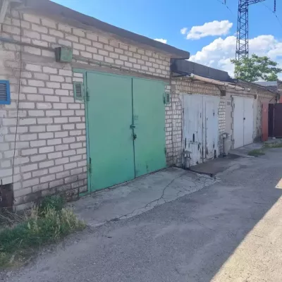 Купить гараж - Запорожье, Авраменко ул.36. Продажа недвижимости - Шевченковский, вторичный рынок и новострой недорого, цена до 7000$, объявление №1994757 фото 2