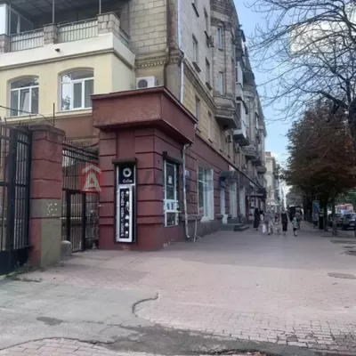 Купить склад - Днепр, Дмитрия Яворницкого просп.. Продажа недвижимости - Центральный (Кировский), вторичный рынок и новострой недорого, цена до 25500$, объявление №1994437 фото 1