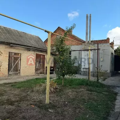Купить дом - Днепр, Центральная ул.. Продажа недвижимости - Город и пригород, вторичный рынок и новострой недорого, цена до 100000$, объявление №1990639 фото 3