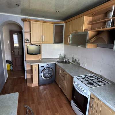 Купить квартиру - Днепр, Богдана Хмельницкого просп.133б. Продажа недвижимости - Шевченковский (Бабушкинский), вторичный рынок и новострой недорого, цена до 50700$, объявление №2002381 фото 1