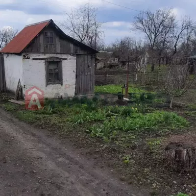 Купить дом - Днепр. Продажа недвижимости - Город и пригород, вторичный рынок и новострой недорого, цена до 460$, объявление №2005423 фото 1