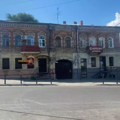 Снять офис - Днепр, Ярмарочный спуск. Аренда недвижимости - Центральный (Кировский), вторичный рынок и новострой недорого, цена до 15000грн, объявление №2011157 фото 1