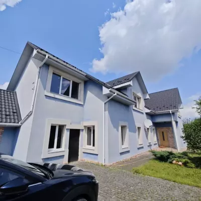 Купить дом - Киевская обл., Белогородка. Продажа недвижимости - Бучанский, вторичный рынок и новострой недорого, цена до 157000€, объявление №1785082 фото 1