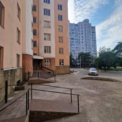Купить квартиру - Одесская обл., Хантаде пер., Черноморск (Ильичевск). Продажа недвижимости - Одесский, вторичный рынок и новострой недорого, цена до 38000$, объявление №1171229 фото 3